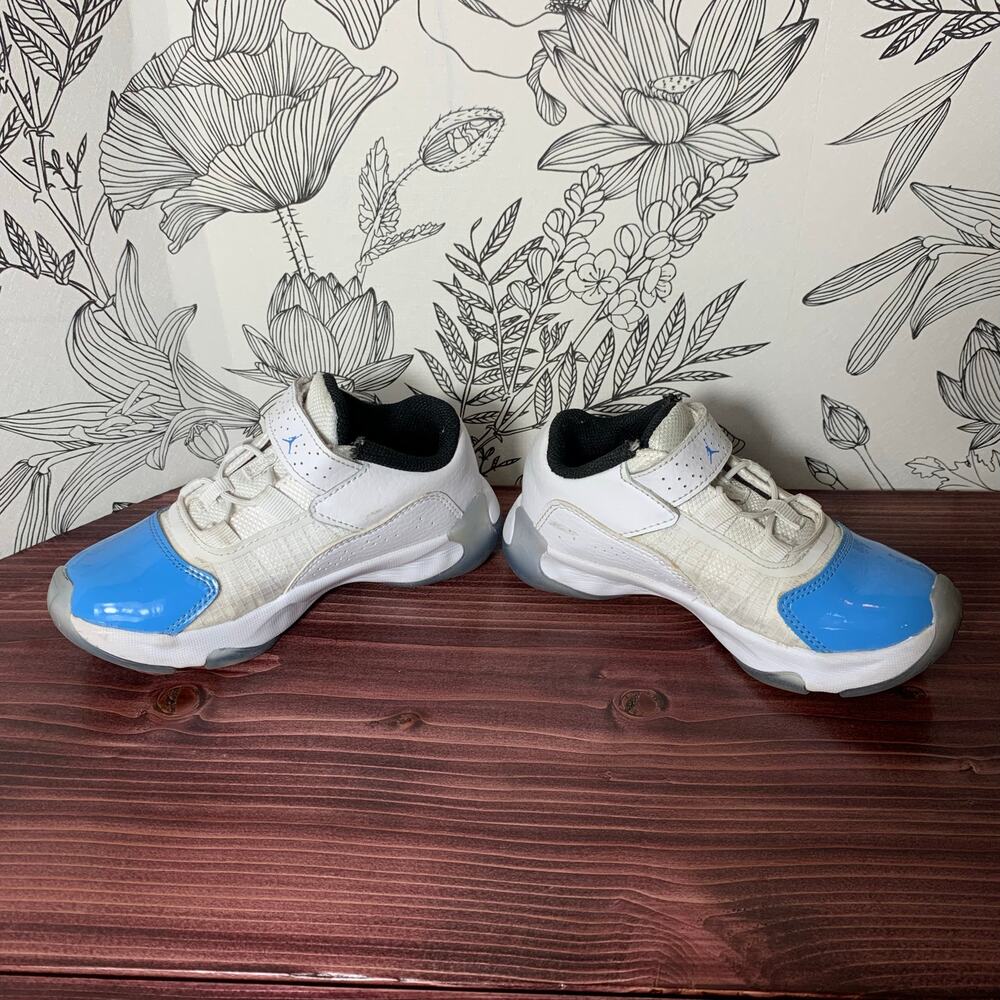 Boys Air Jordan 11 CMFT Low PS 'UNC' Size 11C EUC! - Picture 4 of 7